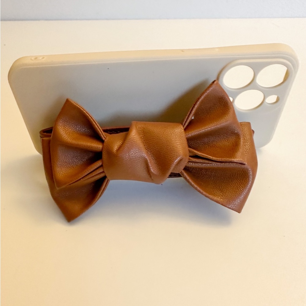 Cell phone case : Iphone 13 Pro Max